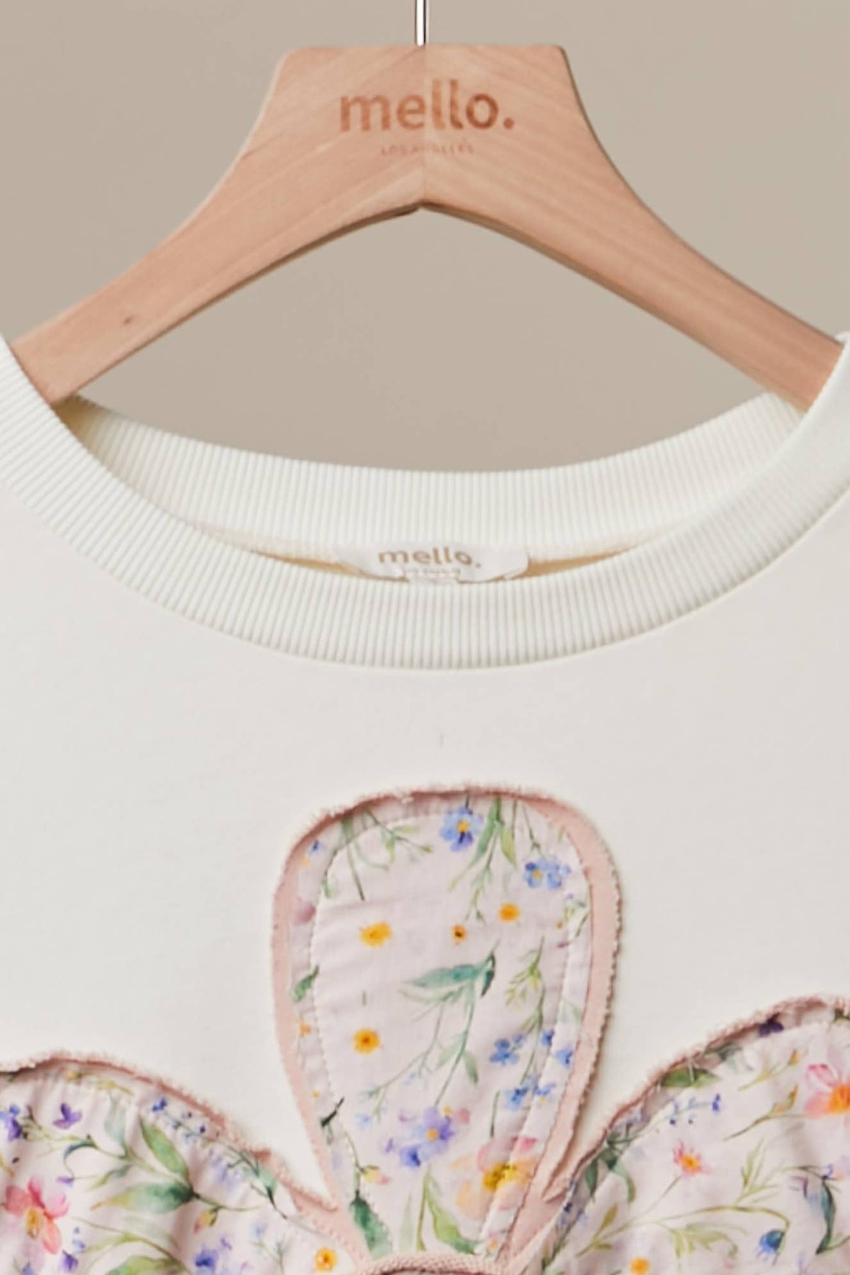 Multi Fabric Flower Patch With Lace Sweatershirts